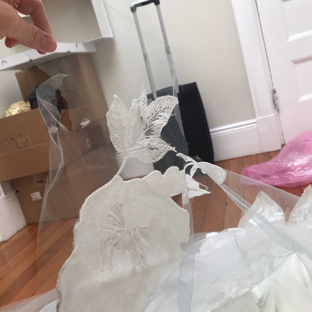 FLORAVERE WEDDING DRESS - Picture 8 of 13